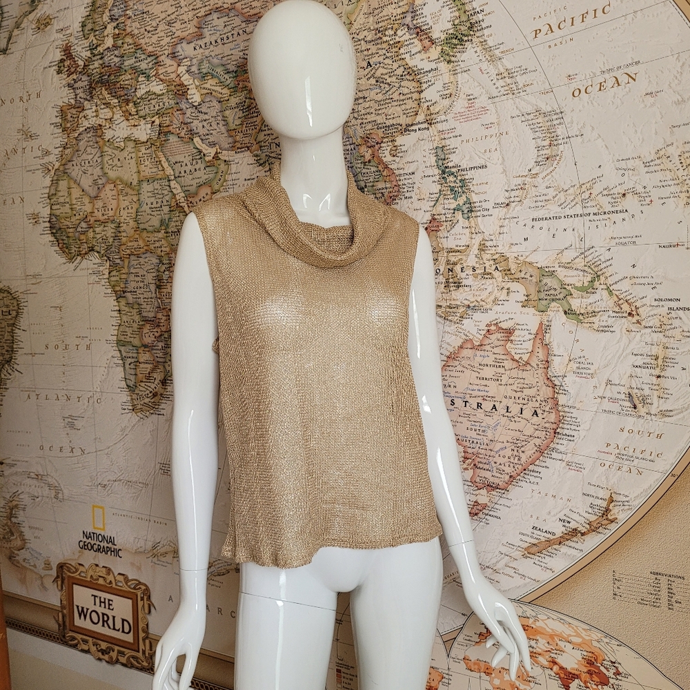 Double D Ranch sleeveless gold metallic sweater L